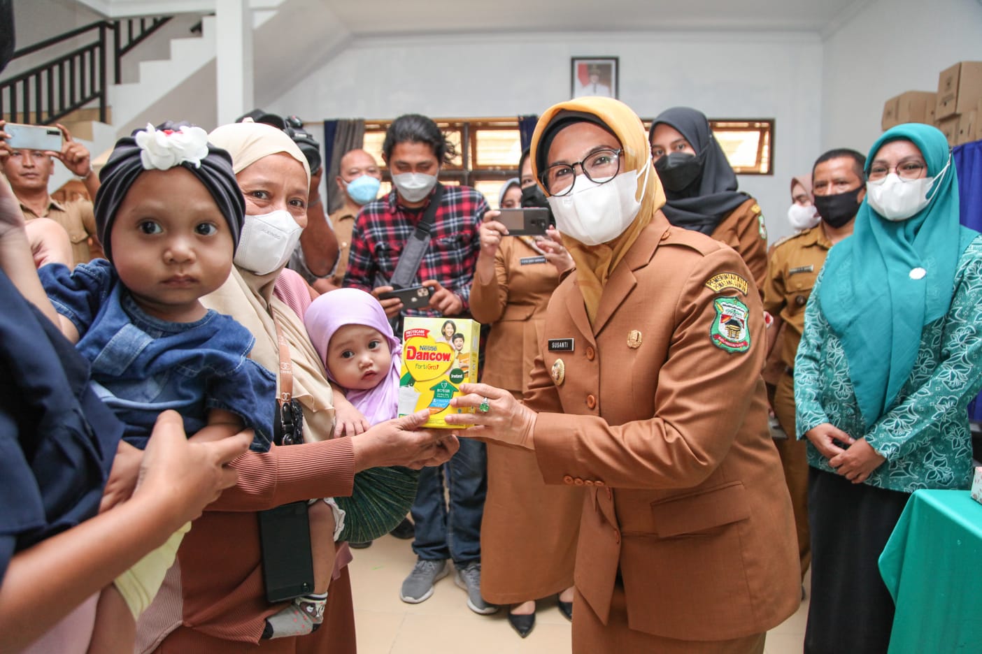 Gebyar Pencegahan Anak Stunting Dengan PMT, Hj Susanti Dewayani: “Anak ...