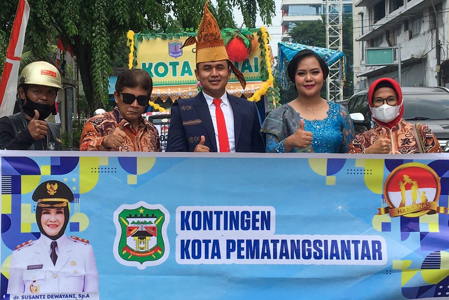 Presiden Hadiri Peringatan Harganas Di Medan, Hj Susanti Dewayani ...